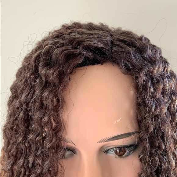 Long “Put On & Go” Wavy Twist Style Ombre Toffee Blonde Color Synthetic Wig 🙌 - Picture 8 of 12